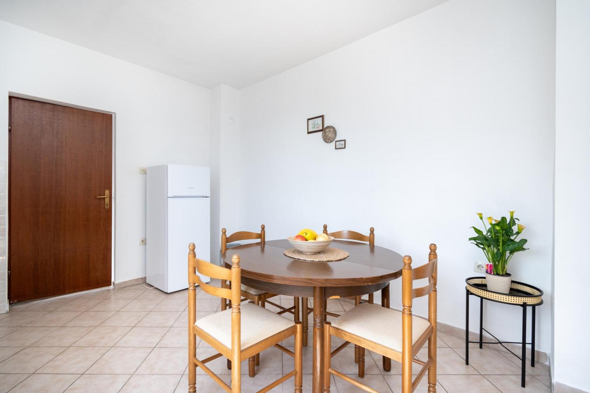 Apartments With A Parking Space Pag - 15765 Pag Town Rum bild