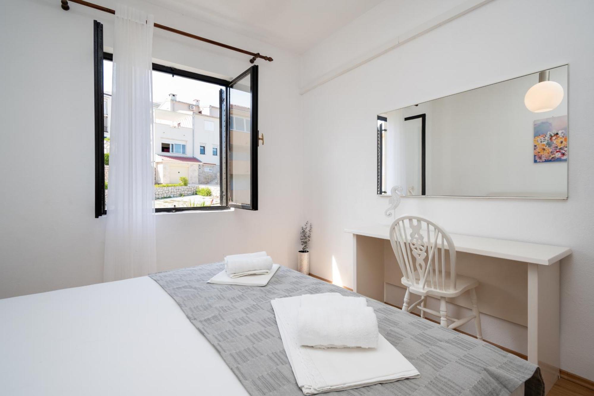 Apartments With A Parking Space Pag - 15765 Pag Town Rum bild