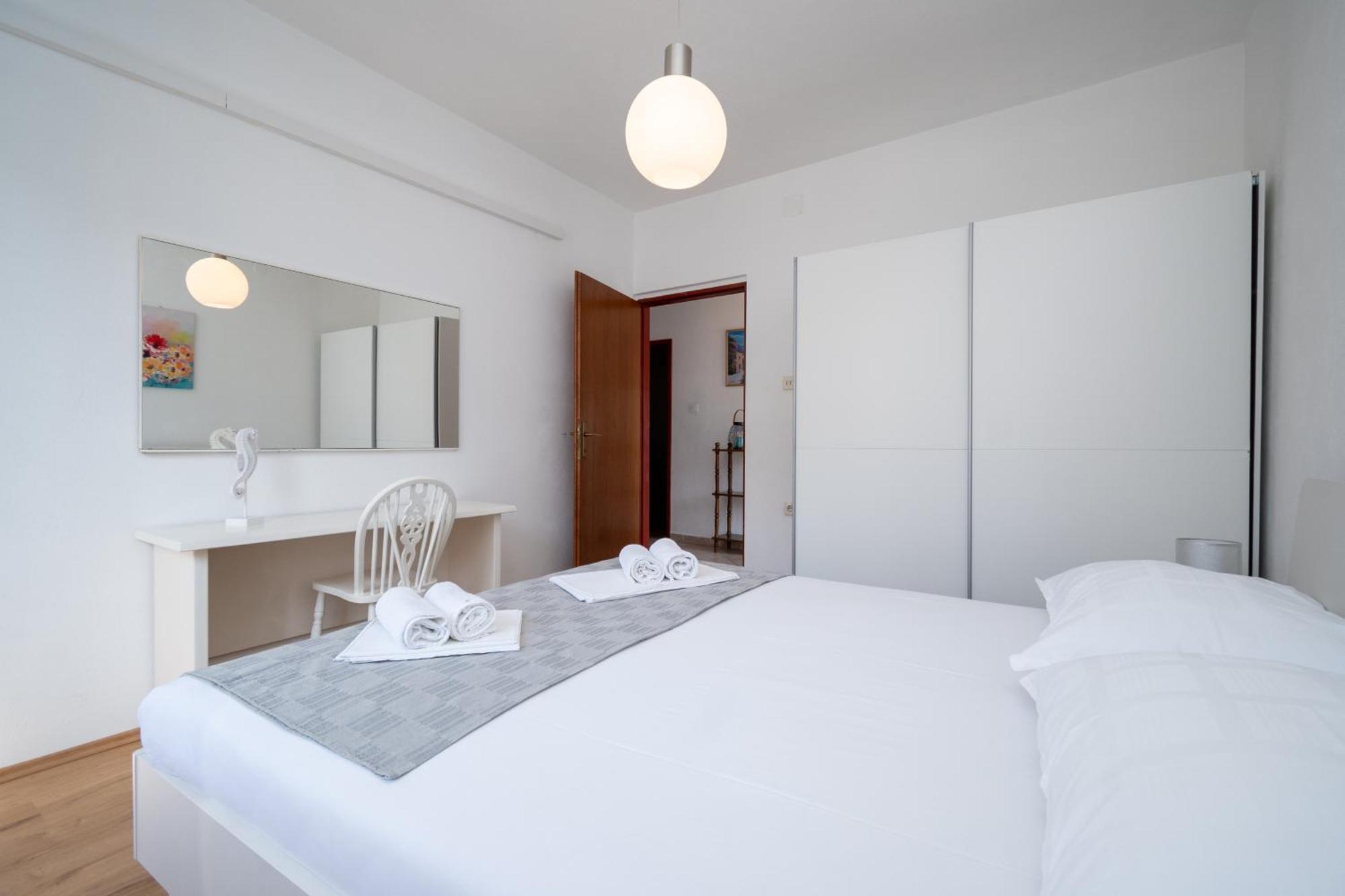 Apartments With A Parking Space Pag - 15765 Pag Town Rum bild
