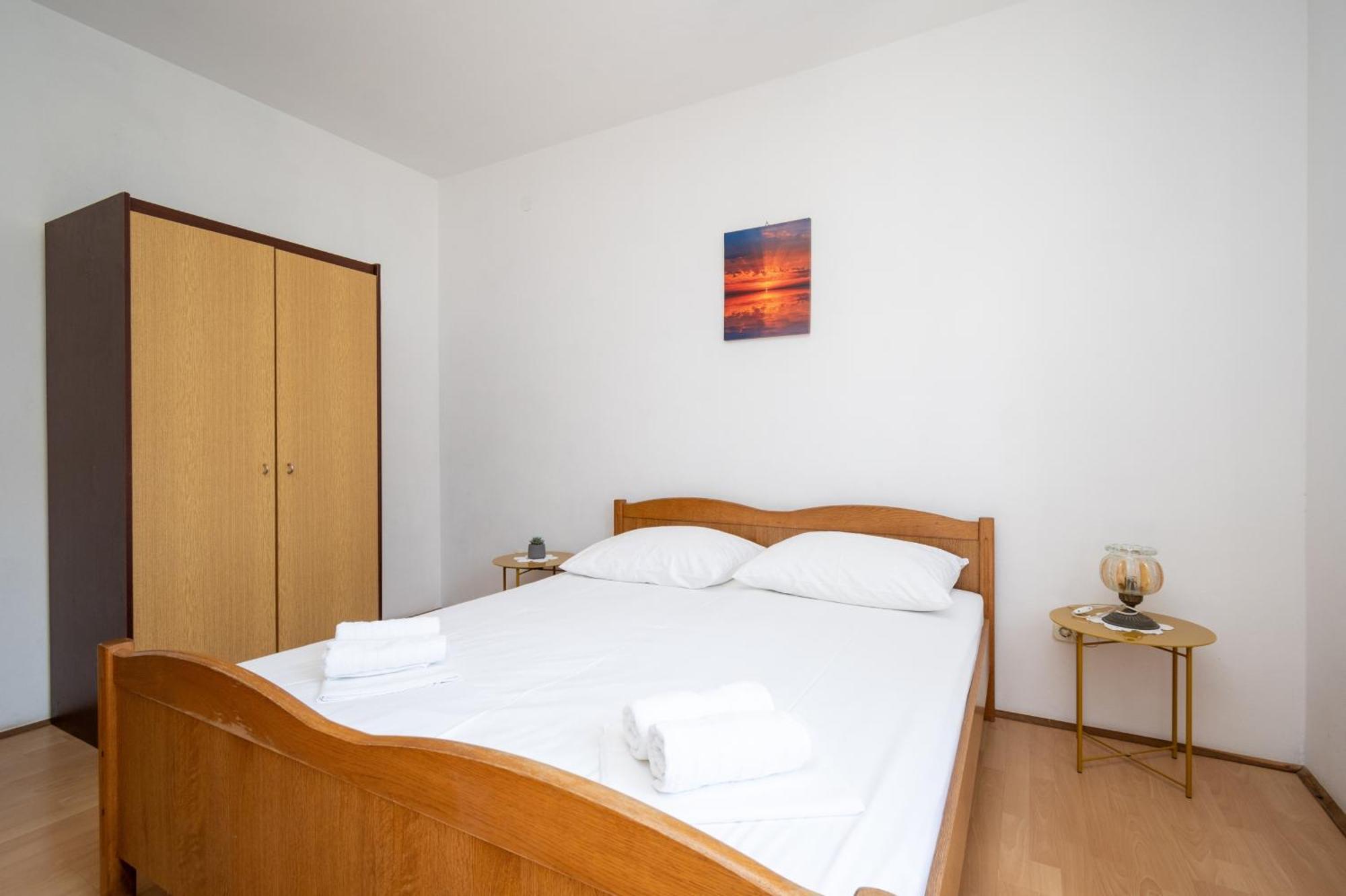 Apartments With A Parking Space Pag - 15765 Pag Town Rum bild